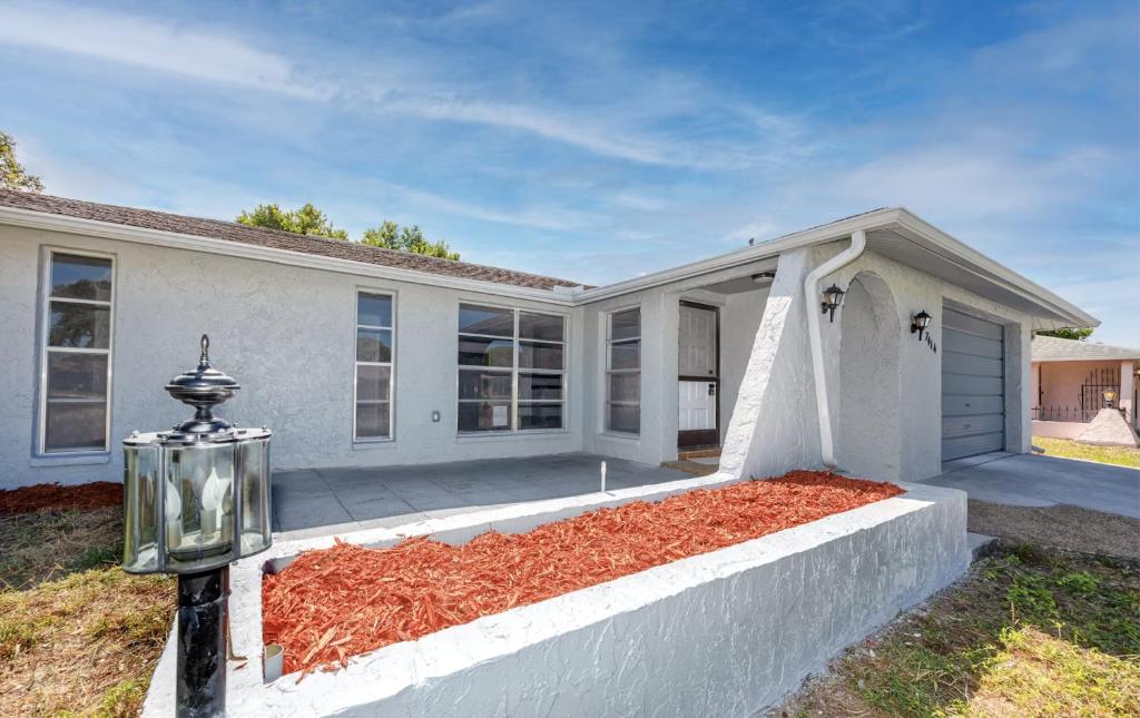 Το κτήριο όπου στεγάζεται  η παραθεριστική κατοικία