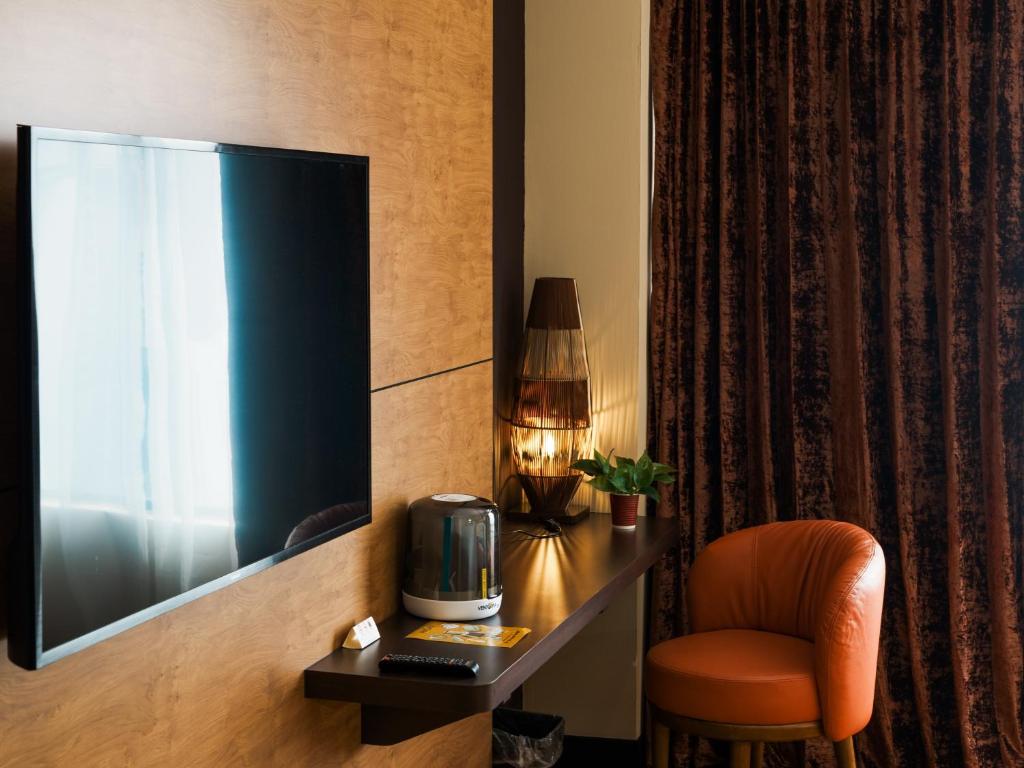 TV a/nebo společenská místnost v ubytování Starus Hotel Bukit Bintang