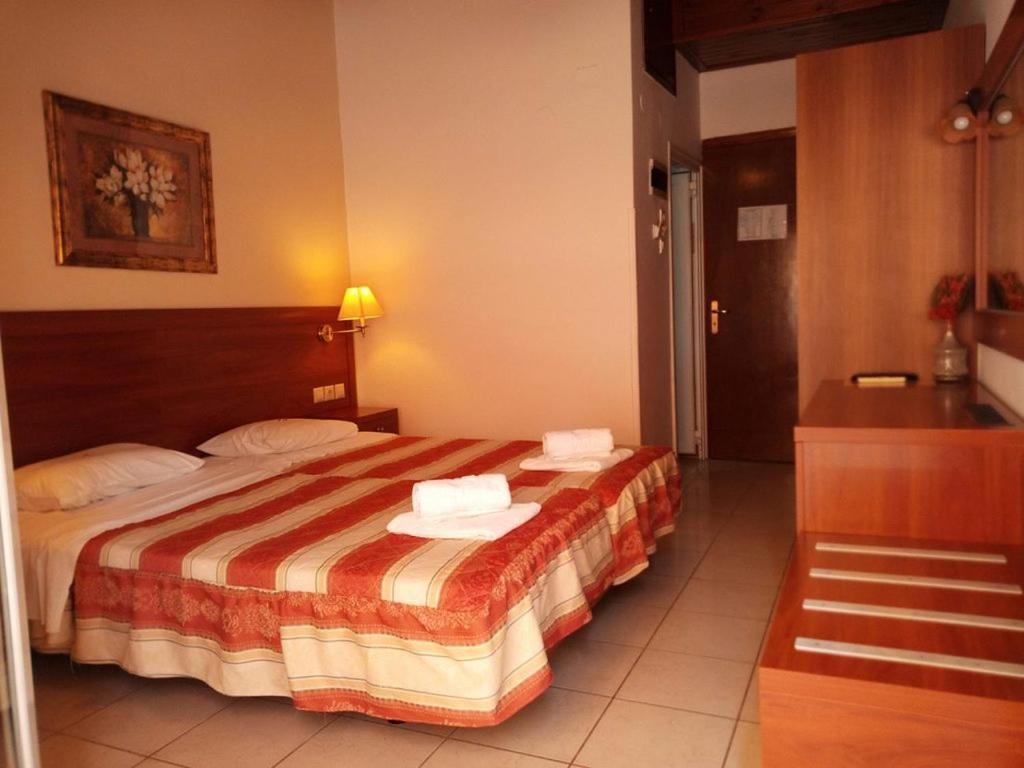 Postel nebo postele na pokoji v ubytování Spa Hotel Alex