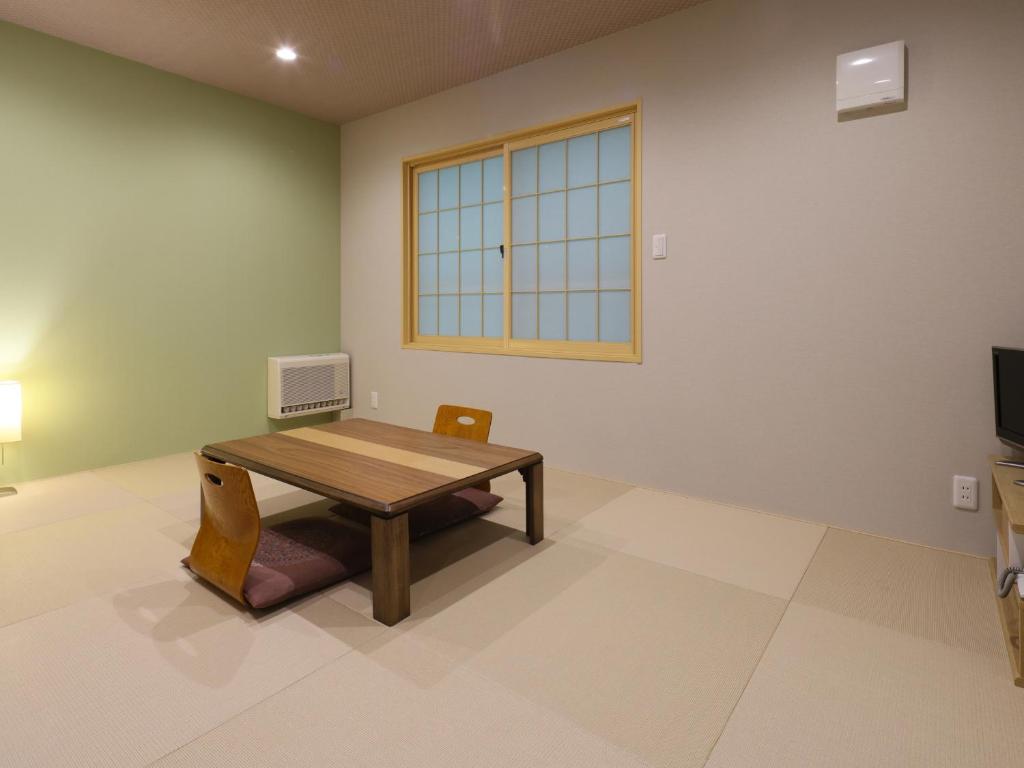 Kamikochi Hotel - Habitación De Estilo Japonés