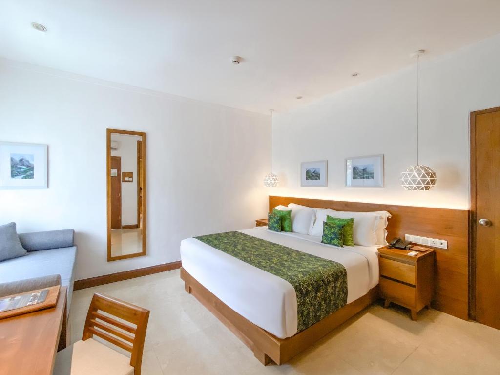 Candi Beach Resort & Spa - 8