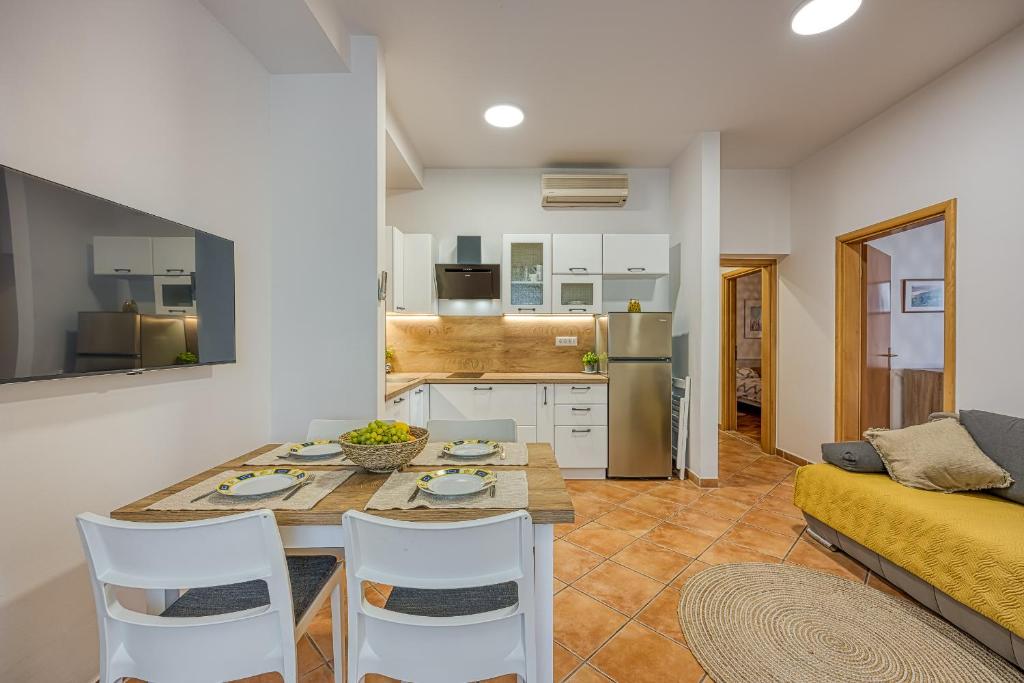 Kuchyň nebo kuchyňský kout v ubytování Casa Mareva