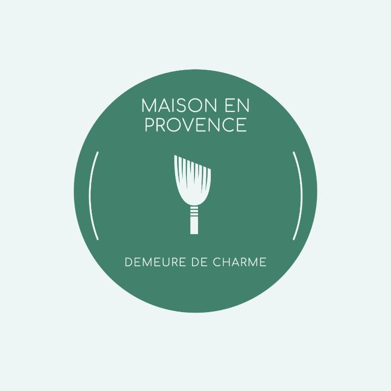 Certifikát, hodnocení, plakát nebo jiný dokument vystavený v ubytování Maison en Provence