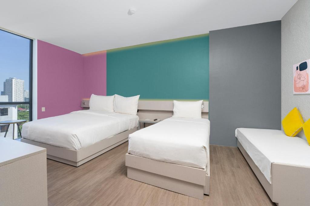 Yello Hotel Cebu powered by Cocotel - Camera Tripla Executive