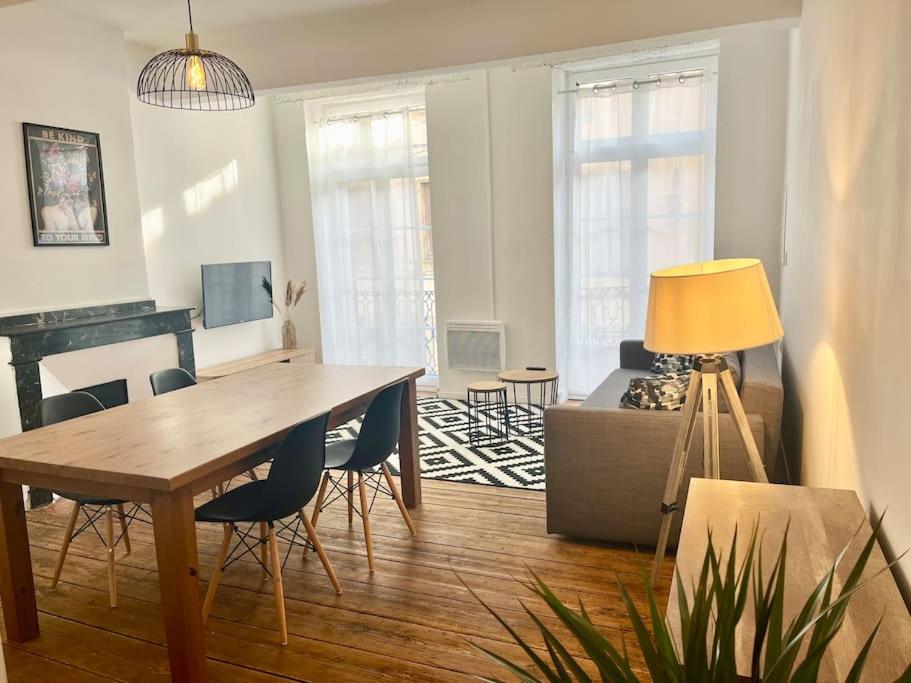 Fotografie z fotogalerie ubytování Appartement Victor Hugo - balcon v destinaci Revel