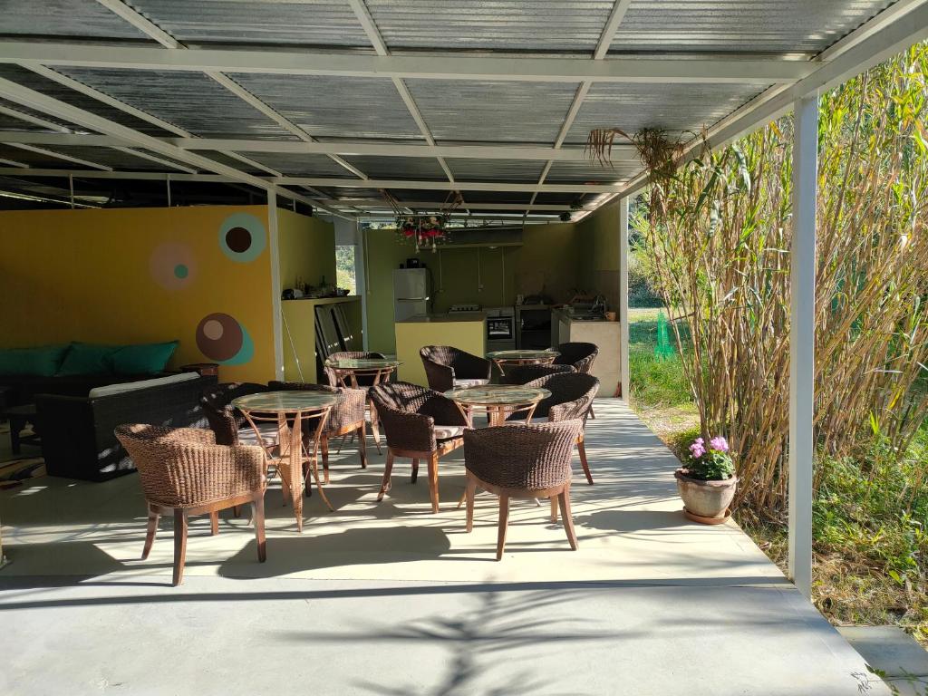 Posezení v ubytování VinSan Glamping & Wellness Centre