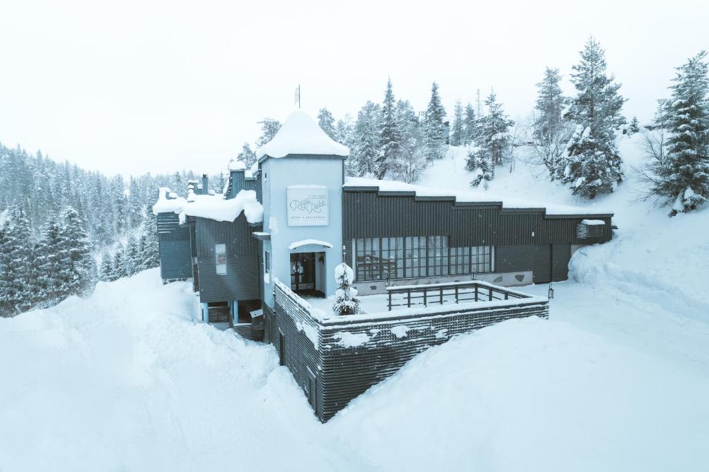 Hotel Royal Ruka during the winter