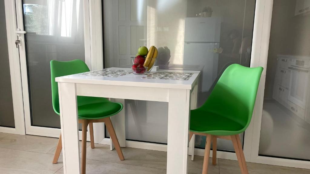 Fotografie z fotogalerie ubytování Seafront apartments v destinaci Bigovo
