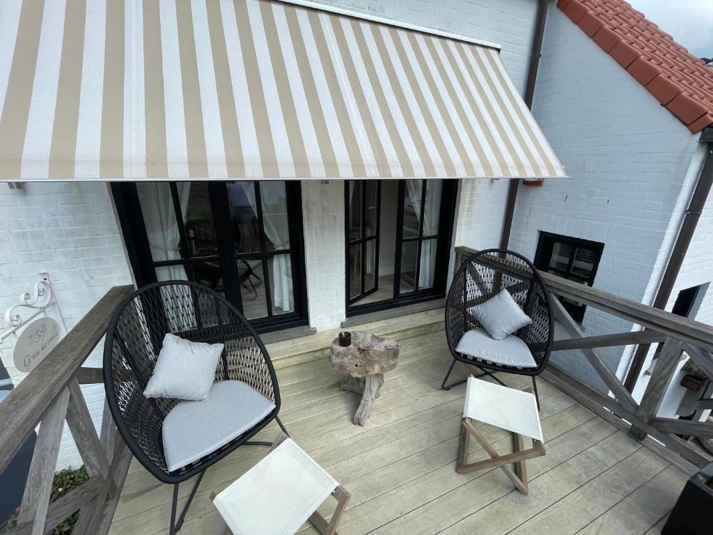 Balkón nebo terasa v ubytování B&B Grain de Sable