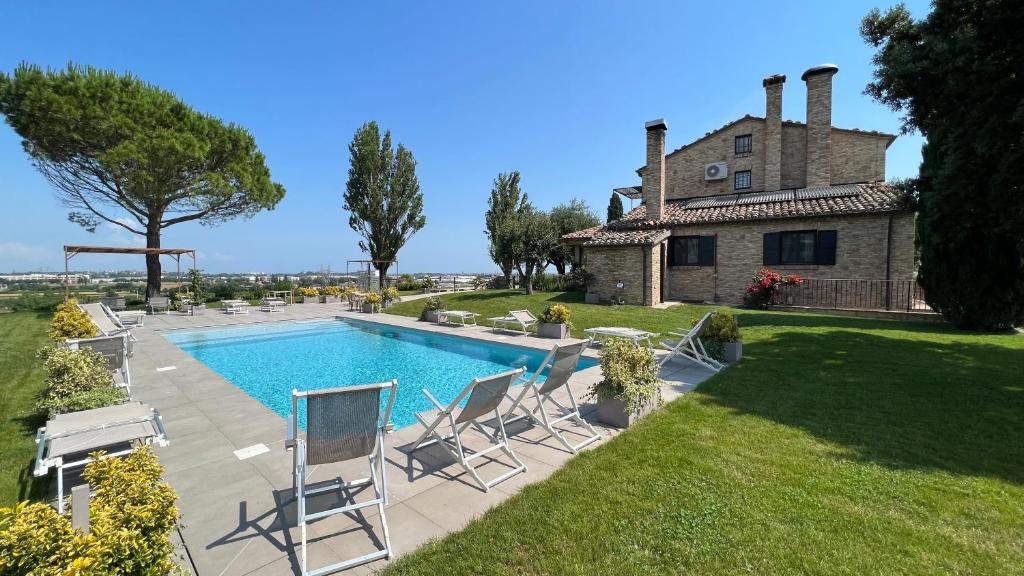 Bazén v ubytovaní Serra Country House alebo v jeho blízkosti