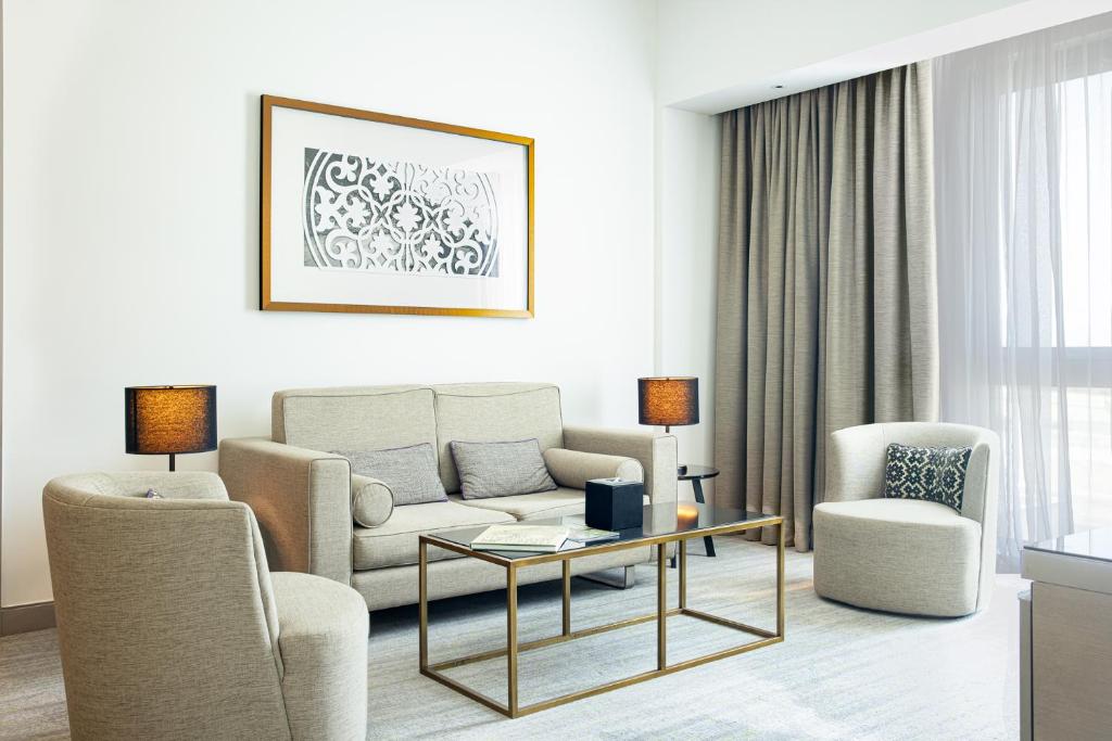 Posezení v ubytování Novotel Muscat Airport
