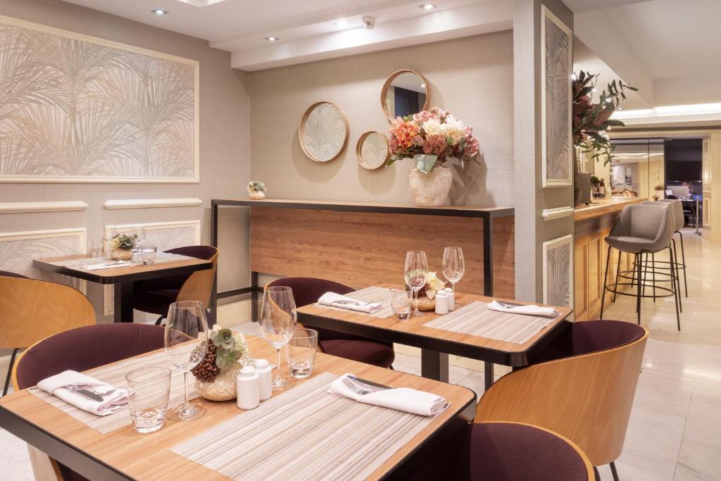 Catalonia Las Cortes - Resim 16