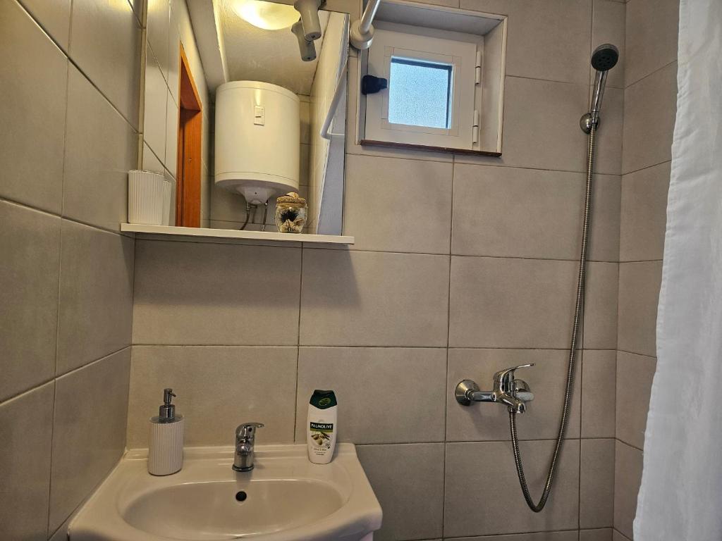 Koupelna v ubytování Apartman Sara-Vis