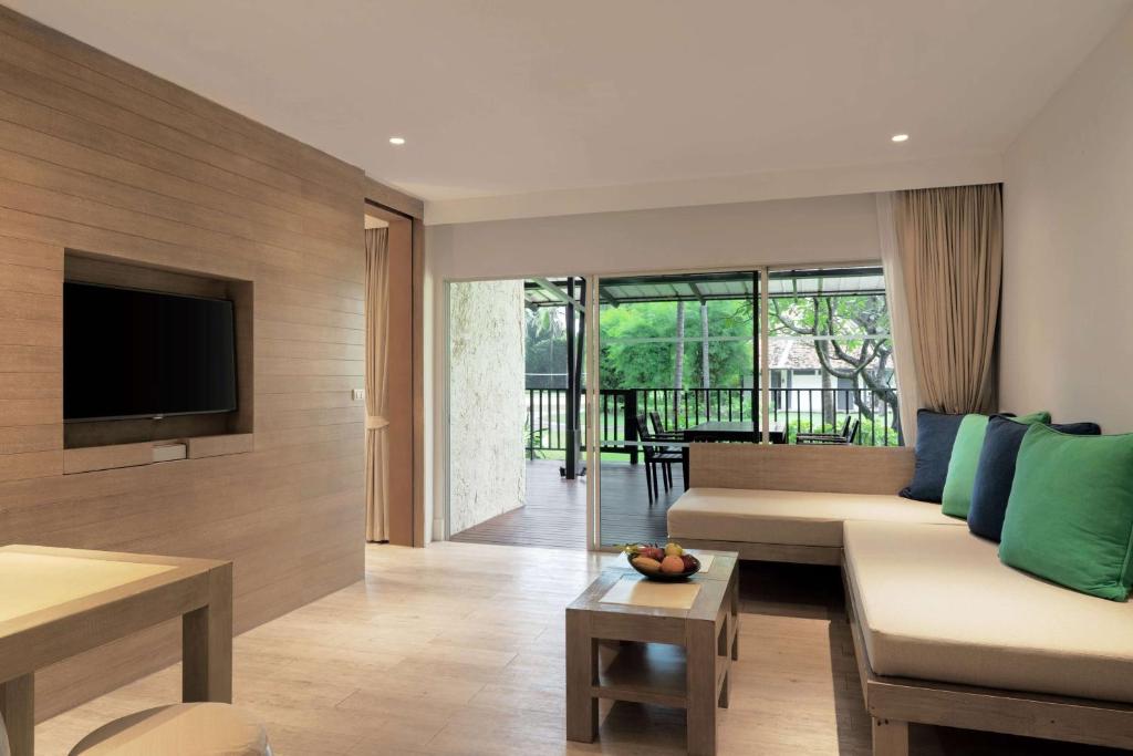 TV a/nebo společenská místnost v ubytování Wyndham Hua Hin Pranburi Resort & Villas
