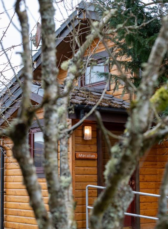 Loch Insh Chalets Ltd - 