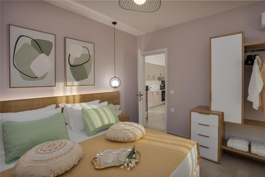 Postel nebo postele na pokoji v ubytování Marquise Residences by Estia