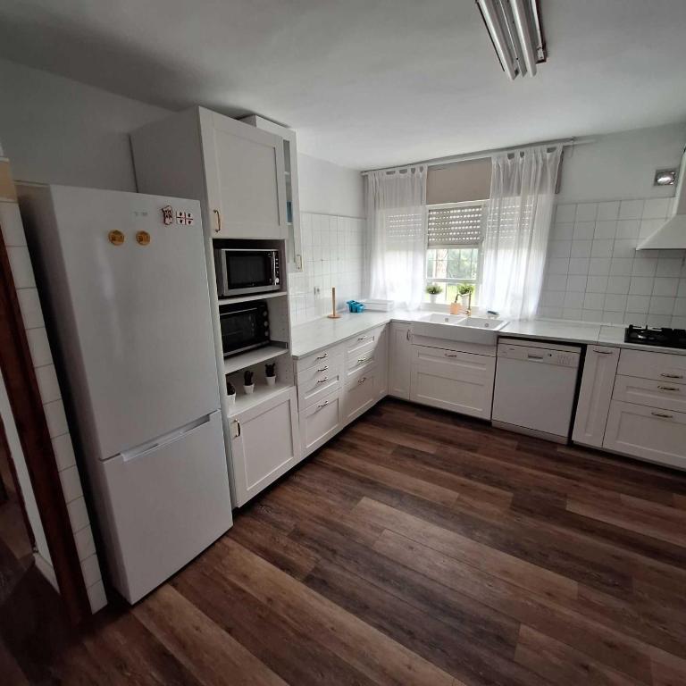 Kuchyň nebo kuchyňský kout v ubytování Vivienda Vacacional Villa Cobijero