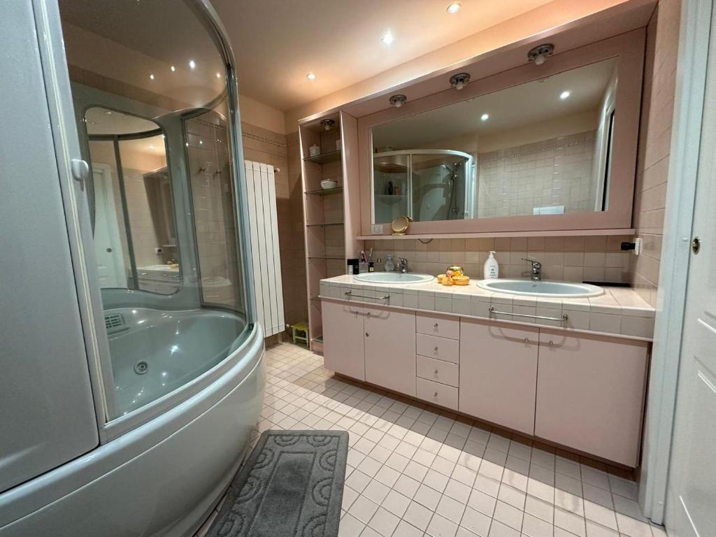 Kúpeľňa v ubytovaní Sana Luxury Apartment