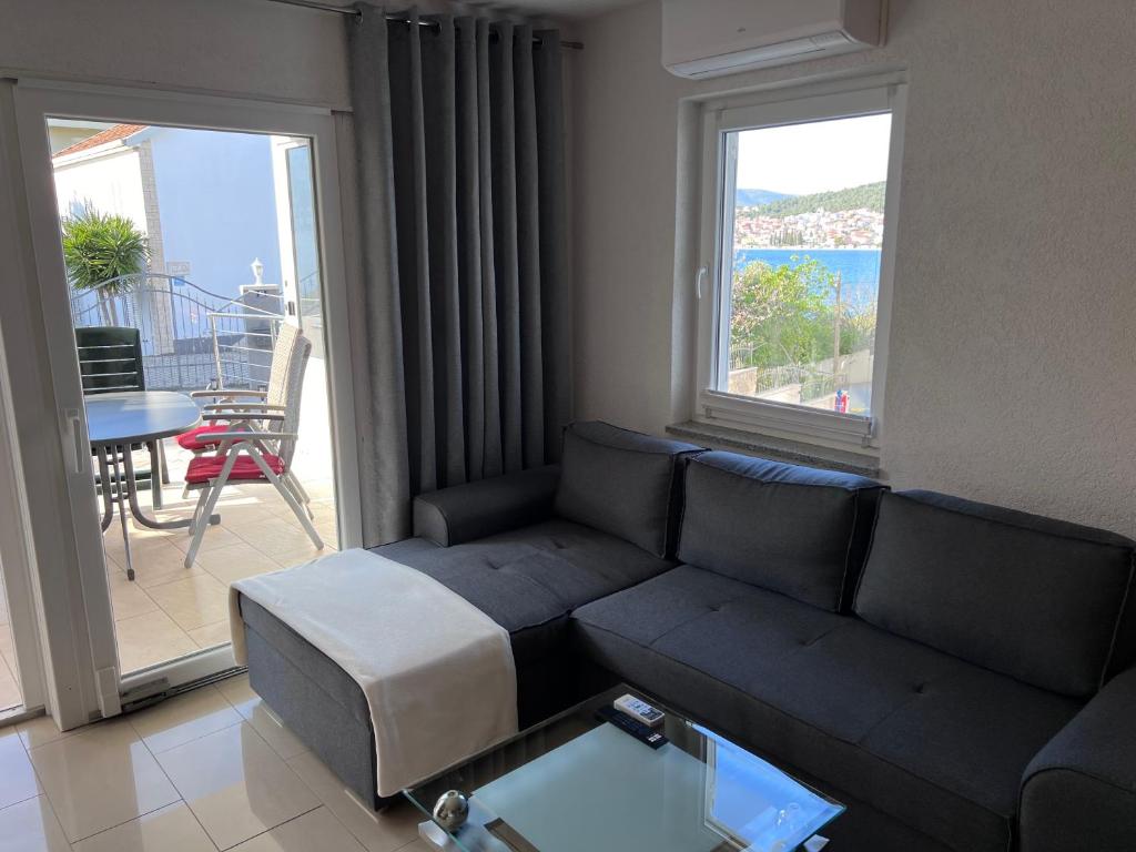Posedenie v ubytovaní Apartment Mira - Sea view