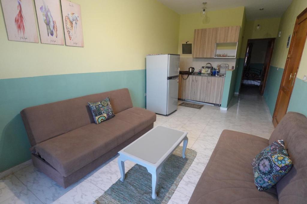 Fotografie z fotogalerie ubytování Ground floor chalet in stella sea view Sokhna Families only v destinaci Ain Soukhna