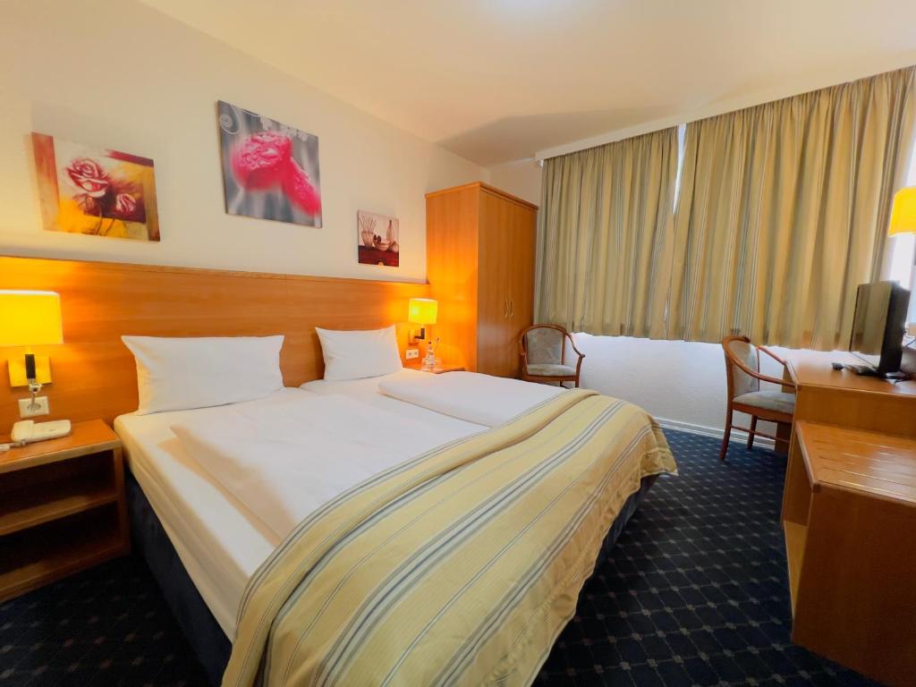 Elbbrücken Hotel - Resim 41