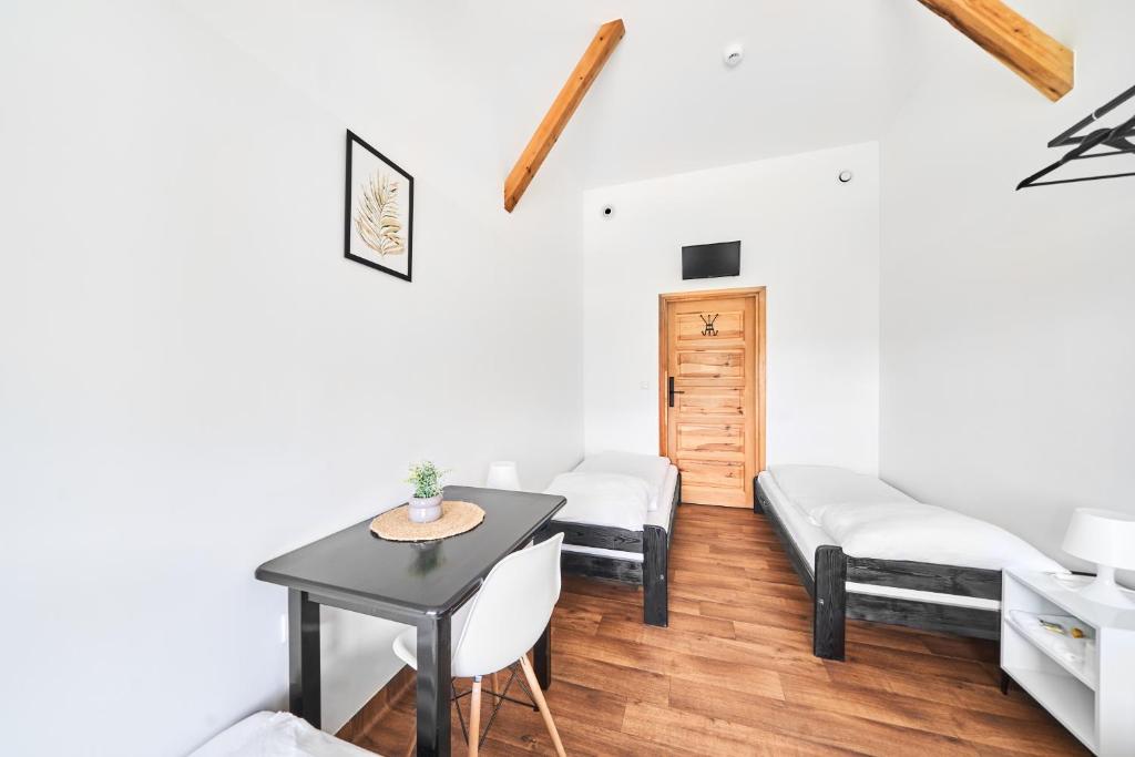 Hostel L44 - Mixed Dormitory Room