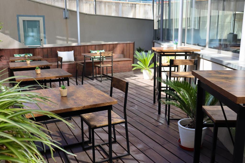 Reštaurácia alebo iné gastronomické zariadenie v ubytovaní Eurohotel Barcelona Granvia Fira