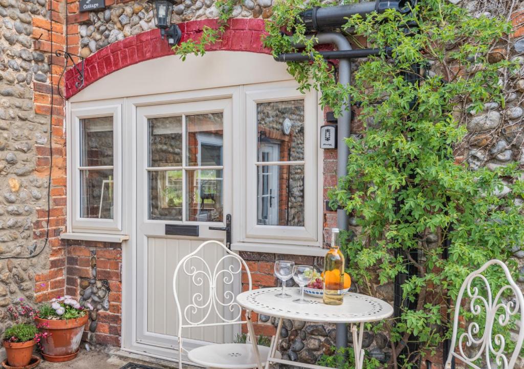 Zahrada ubytování White Rose Cottage