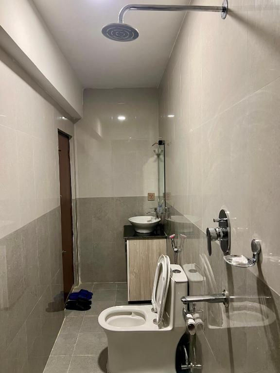 Ένα μπάνιο στο Pine Tree Resort