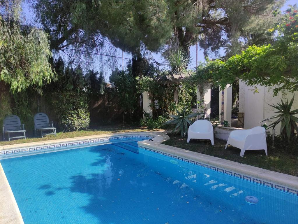 Bazén v ubytování Sunny Home pool & Garden in Arcos de la Frontera nebo v jeho okolí