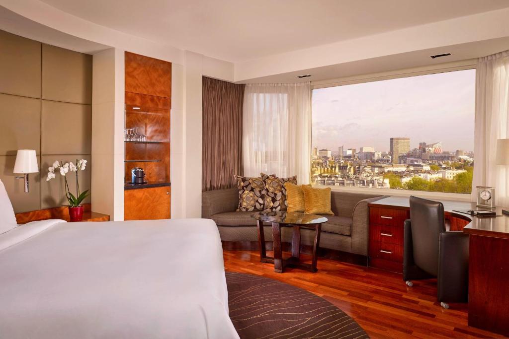 
Executive Suite, 1 Bedroom Executive Suite, 1 King
