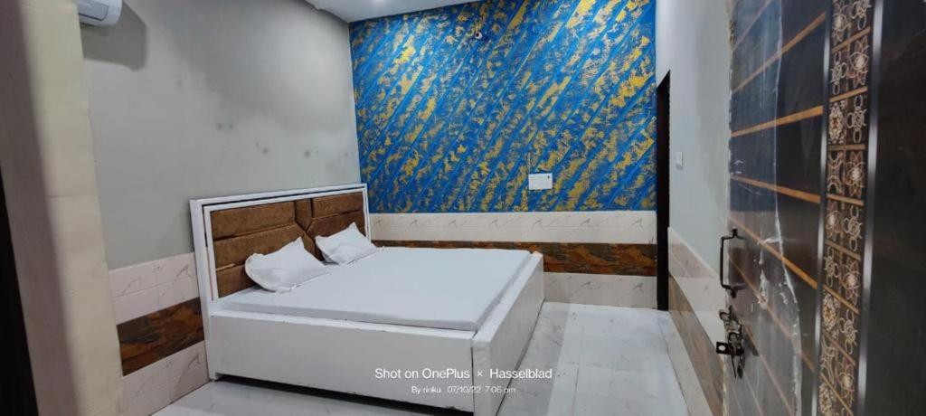Hotel Vrandavan Dham