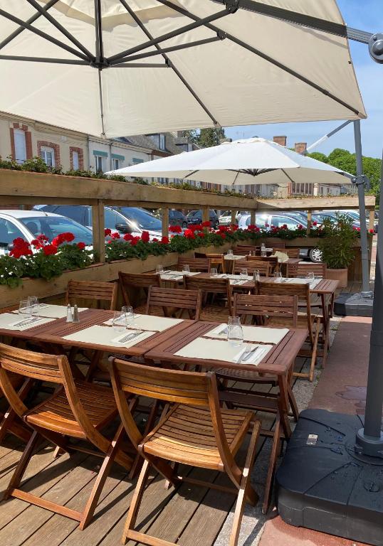 Restaurace v ubytování Le Comptoir du Paradis