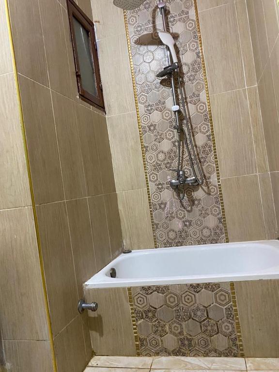 Un baño de Migo Pyramids View