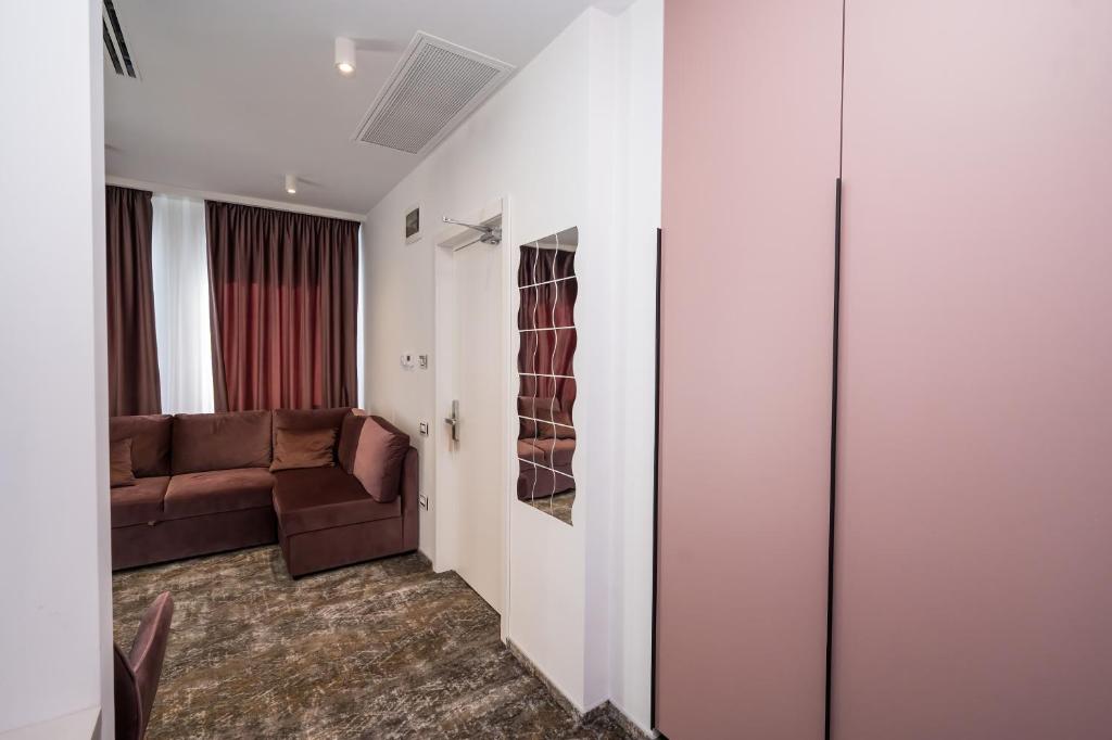 ALIVE HOTEL - Resim 36