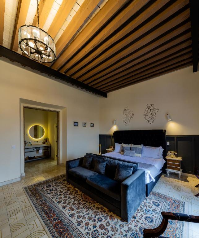 Palpatio Hotel Boutique - Deluxe Double Room With Extra Bed