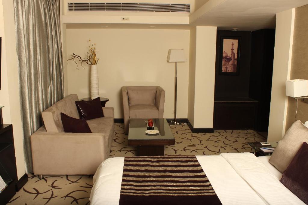Posezení v ubytování Fortune Park, Ahmedabad - Member ITC Hotels' Group