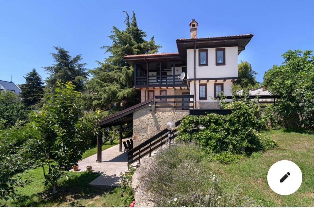 Villa Vera