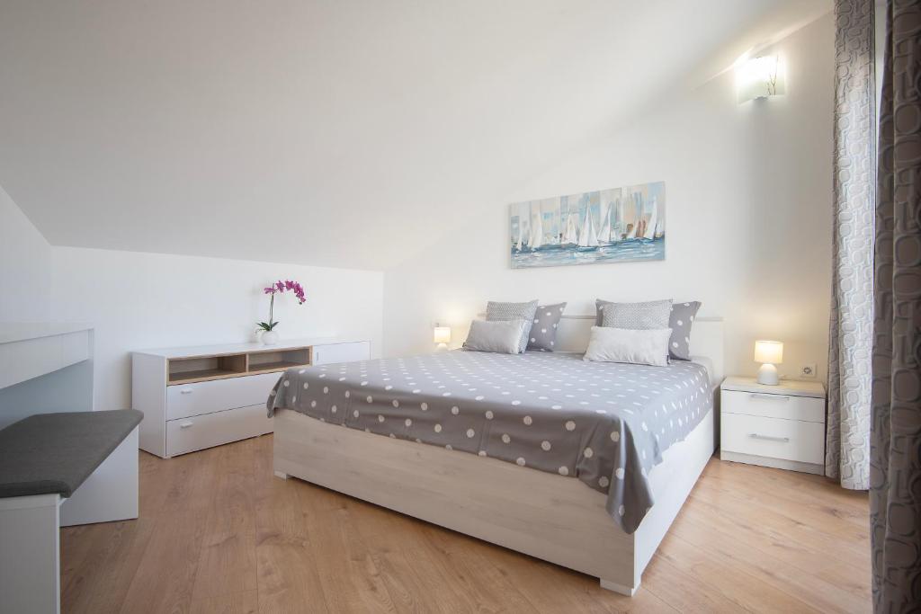 Postel nebo postele na pokoji v ubytování Apartment Klara