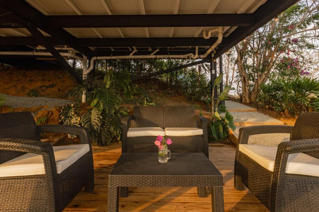 Posezení v ubytování Casa Pelícano - Tropical house w' private pool and ocean views
