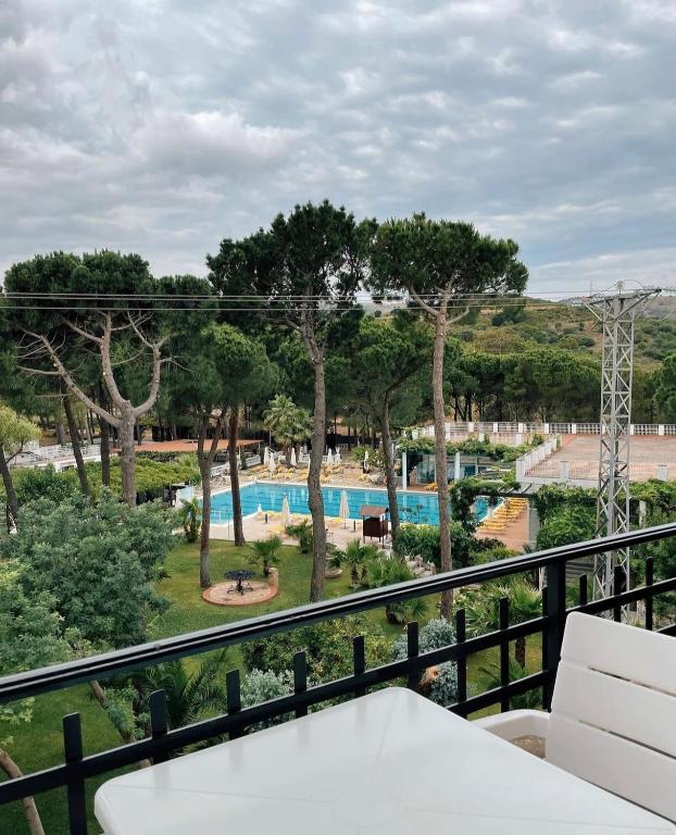 Bazén v ubytování Hotel Gri-Mar nebo v jeho okolí