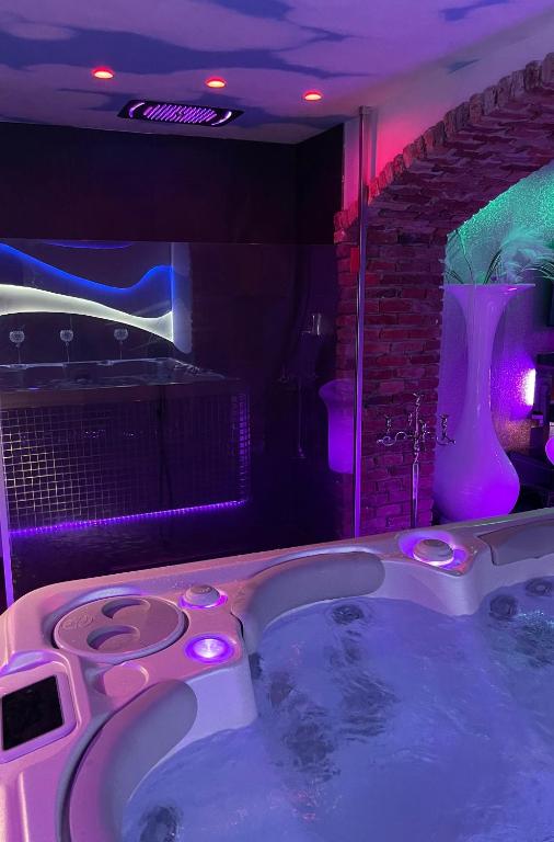 Fotografie z fotogalerie ubytování La Terrasse Des Spas - Restaurant - Institut Massage v destinaci Hazebrouck