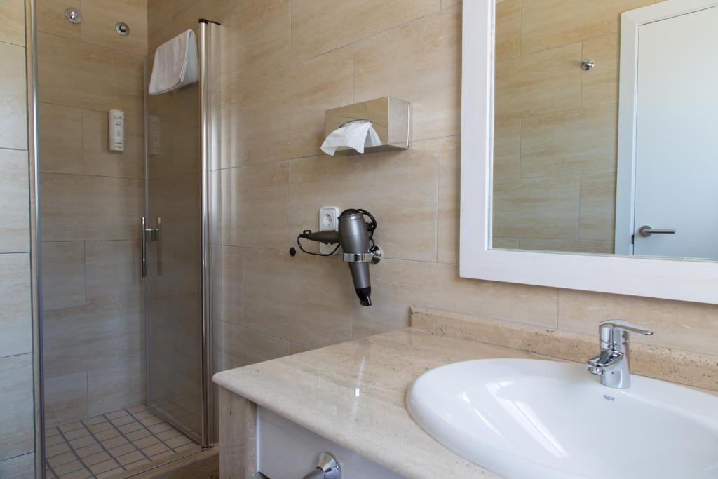 Hotel & Spa Entre Pinos-Adults Only photo