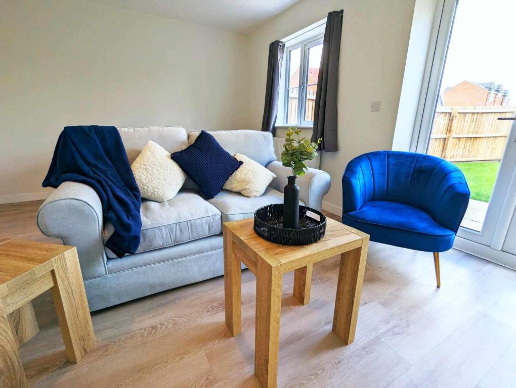 Χώρος καθιστικού στο 3-Bed, Sleeps 5, 3 Bath, Parking, WiFi