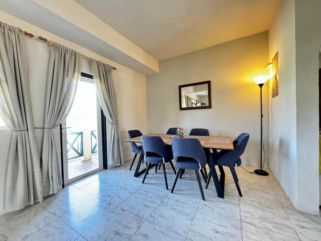Posezení v ubytování Lailamar Villa, Ocean view & Pool - Entire Villa