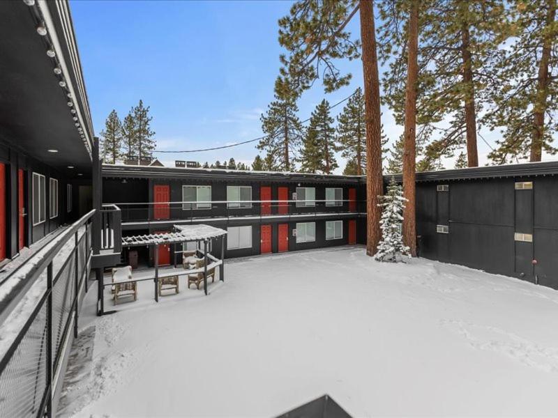 Balkón nebo terasa v ubytování Ambassador Lake Tahoe