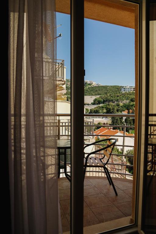 Balkón nebo terasa v ubytování Villa Lasić Neum