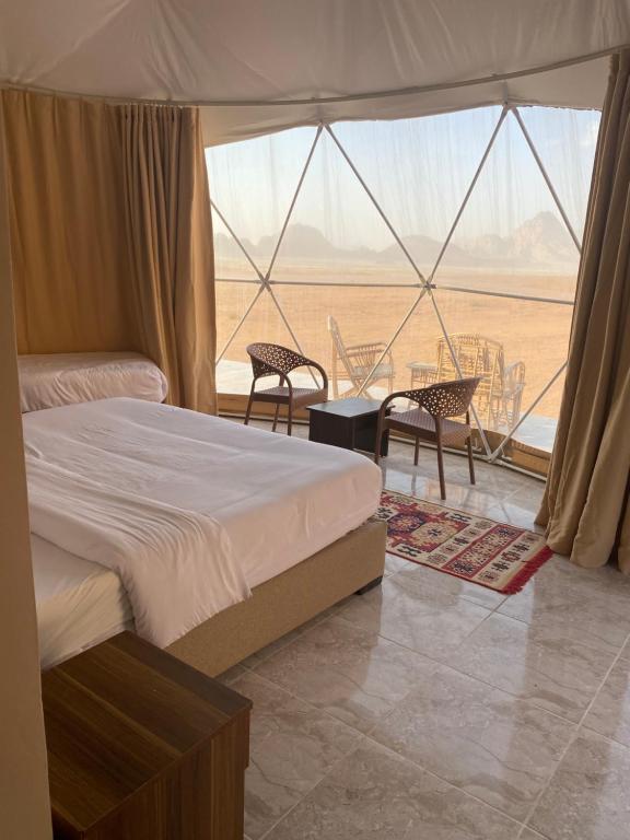 Postel nebo postele na pokoji v ubytování Waseem luxury camp