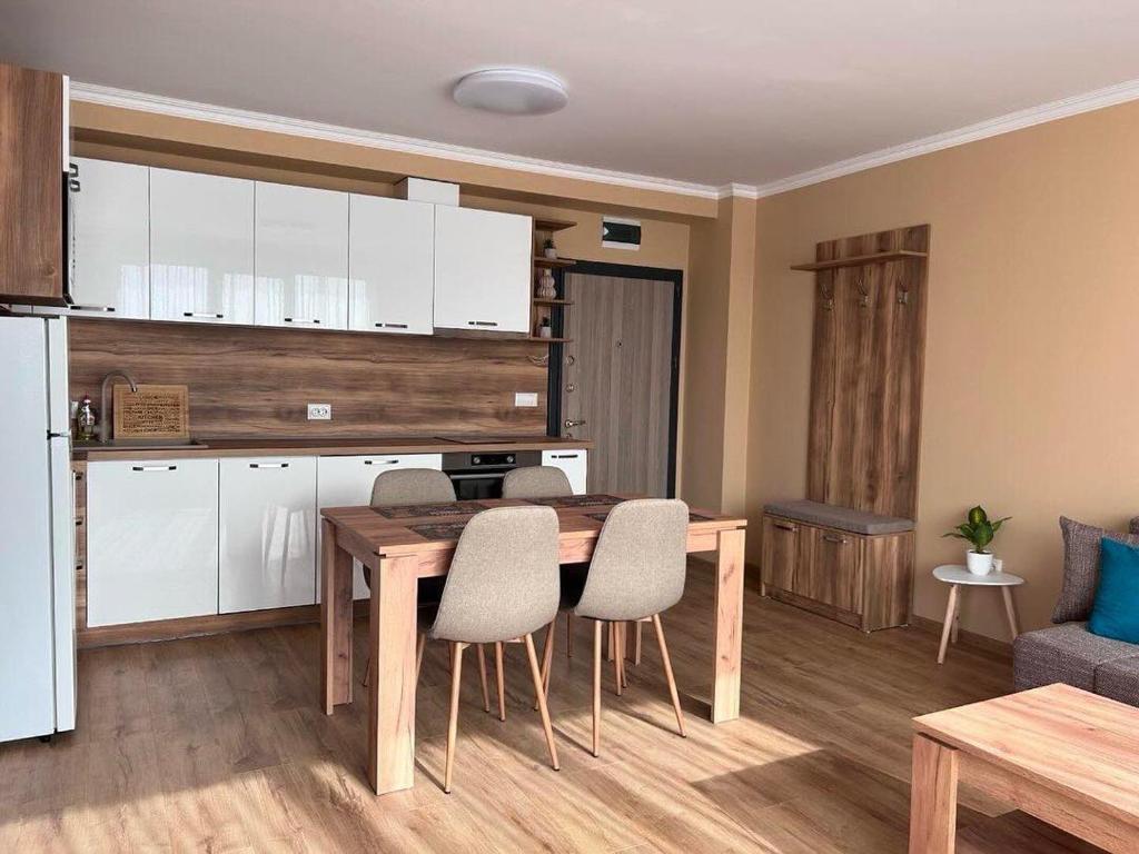 Kuchyň nebo kuchyňský kout v ubytování Апартаменти Bella Deluxe