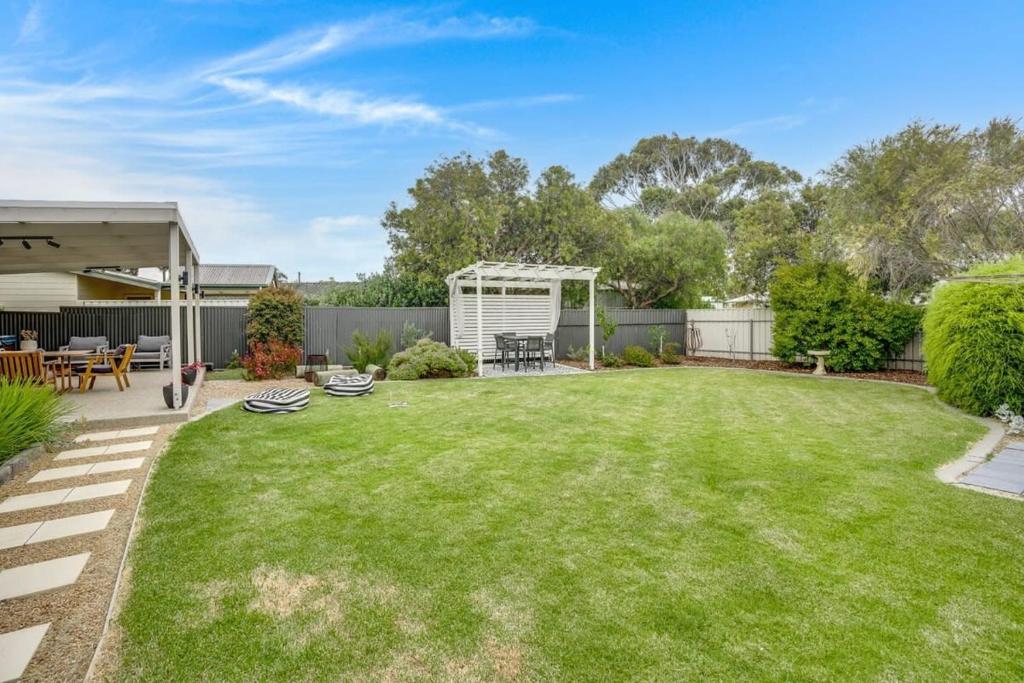 58 Colman Rd Goolwa South BYO Linen, Goolwa South (updated prices 2024)